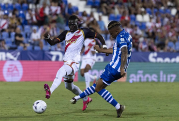 Rayo Vallecano vs Alavés (02:00 – 21/08)