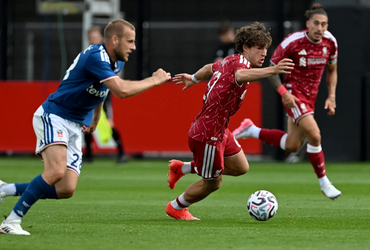 Liverpool vs Como (00:00 – 17/08)